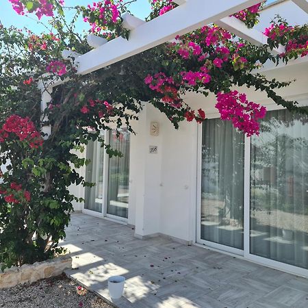 טורה סן ג'ובאני אוג'נטו Villaggio Poseidone Beach Resort - Hotel מראה חיצוני תמונה