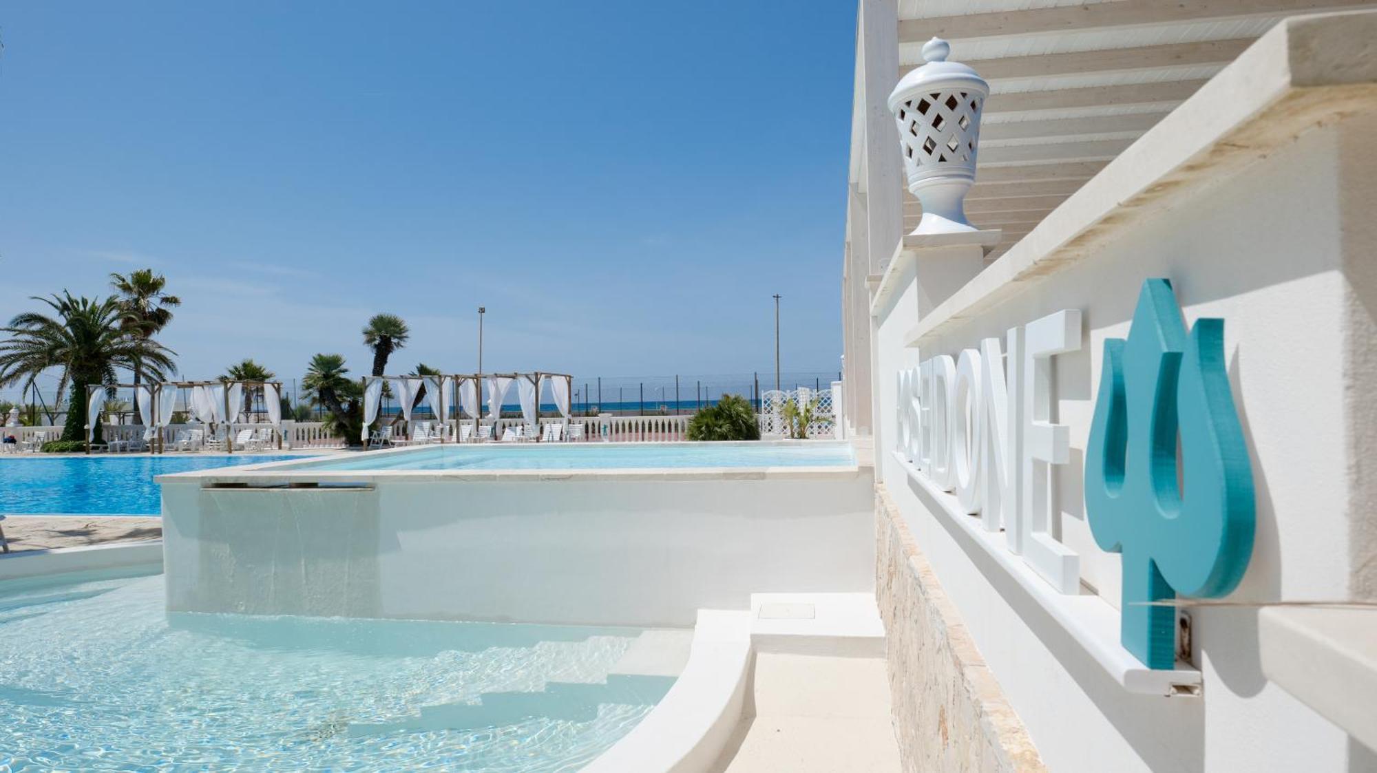 טורה סן ג'ובאני אוג'נטו Villaggio Poseidone Beach Resort - Hotel מראה חיצוני תמונה
